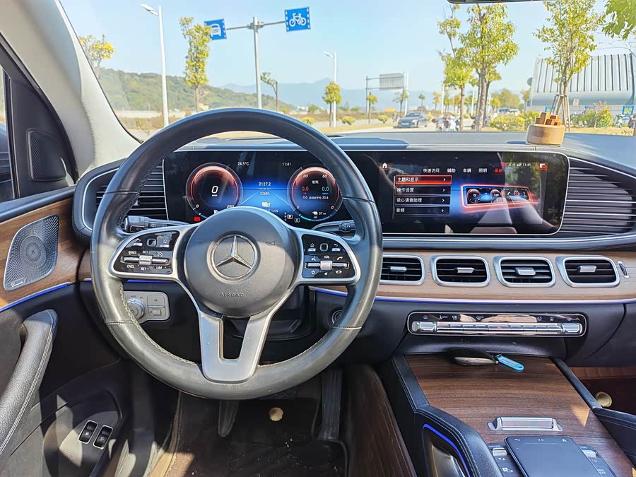 Mercedes-Benz GLE Class New Energy 2021 car image #15