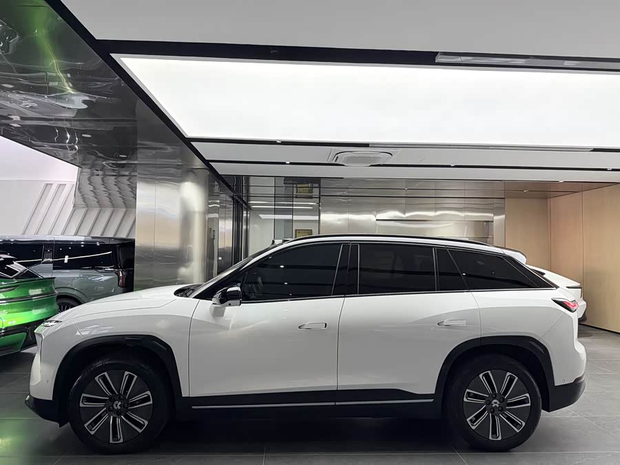 蔚来 蔚来ES7 2022 汽车图片 #15