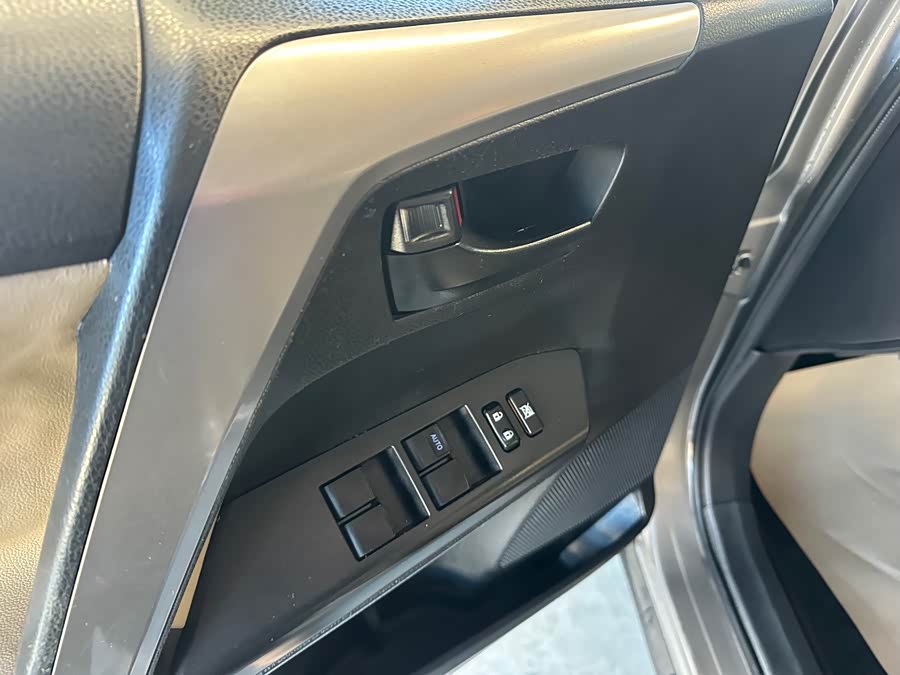 Toyota 2018 car image #15