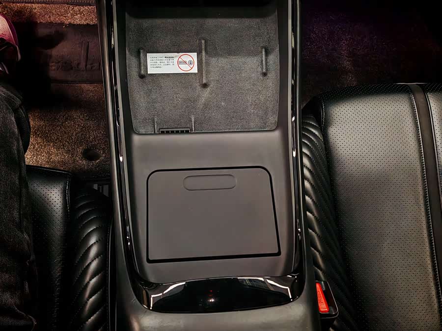 阿维塔 阿维塔11 2022 汽车图片 #15