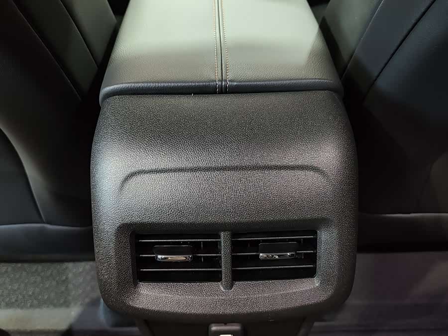 Chevrolet Equinox 2025 car image #15