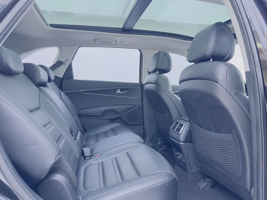 Kia Sorento 2016 изображение автомобиля #15