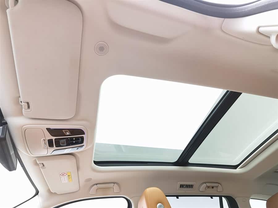 Tank 500 2022 car image #15