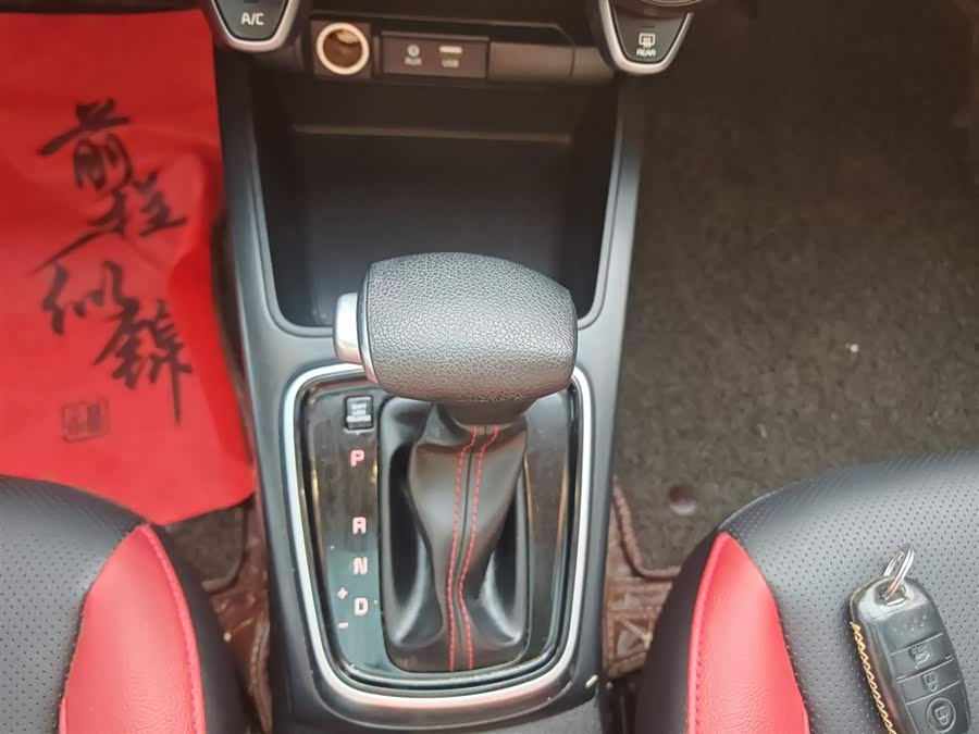 Kia Rio Cross 2018 صورة سيارة #15