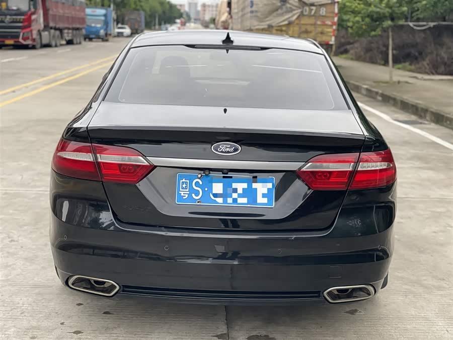 Ford Taurus 2018 #15 Ford Taurus 2018 car image #15