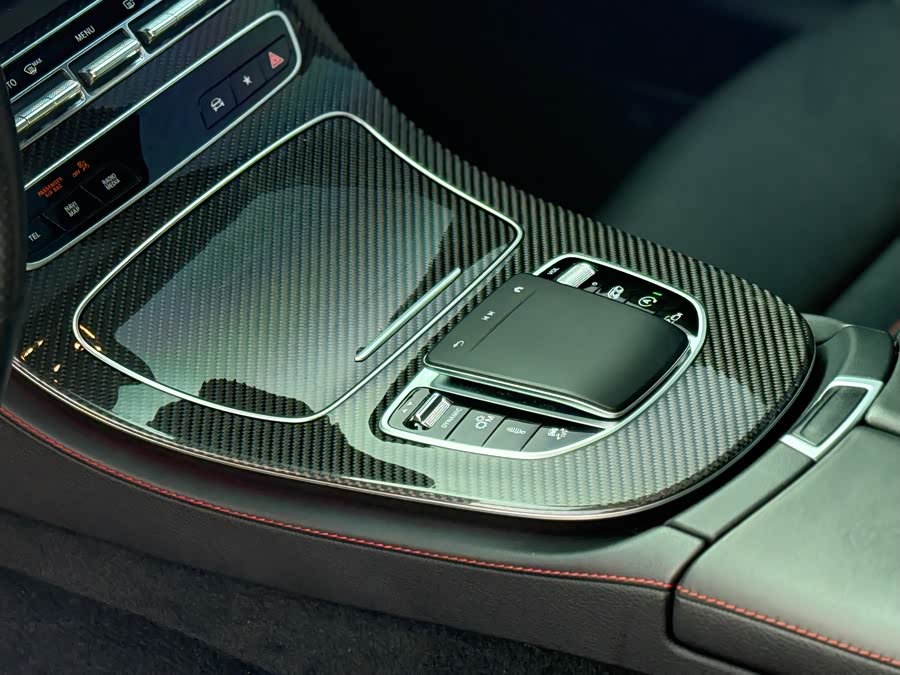 Mercedes-Benz E AMG 2022 immagine di auto #15