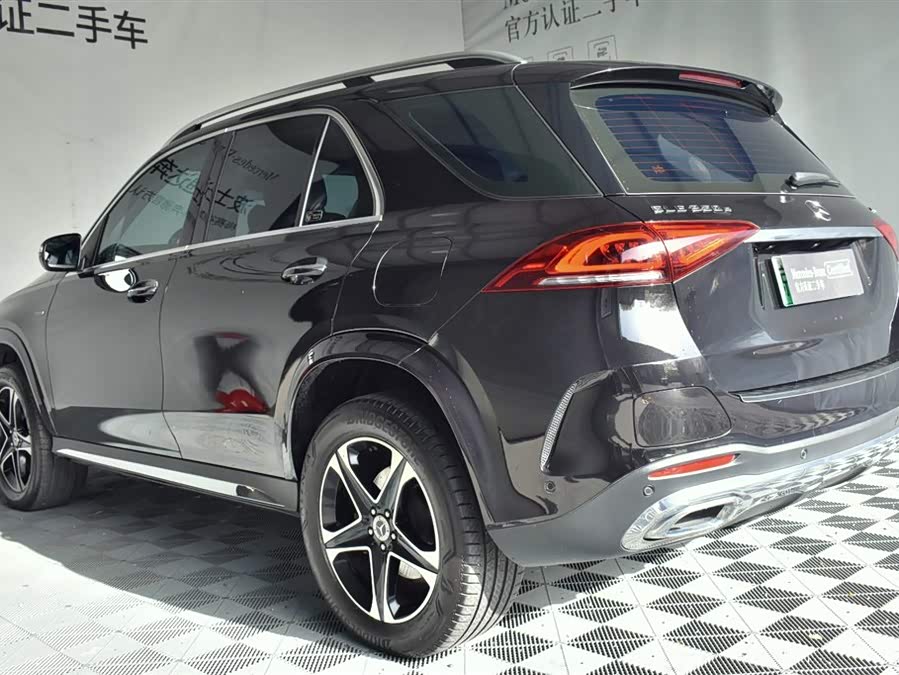 Mercedes-Benz GLE Class New Energy 2022 car image #15