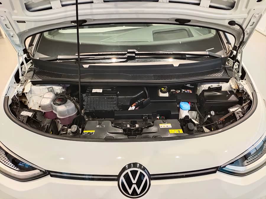 Volkswagen ID.3 2024 immagine di auto #15