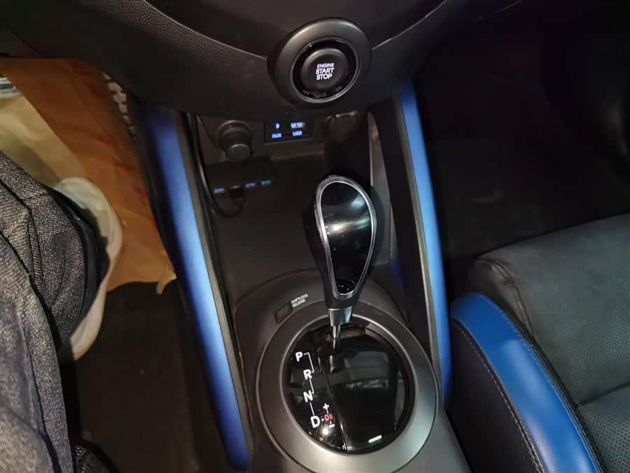 Hyundai Veloster 2016 car image #15