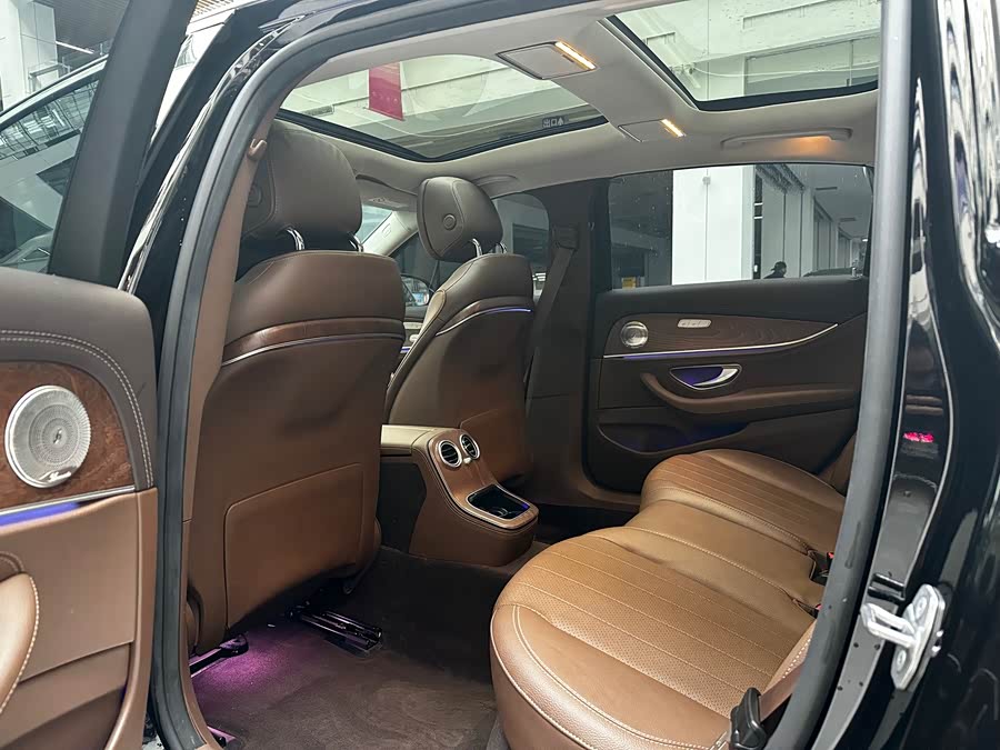 Mercedes-Benz E Class 2023 car image #15