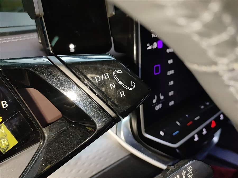 Volkswagen ID.6 X 2024 #15 Volkswagen ID.6 X 2024 immagine di auto #15