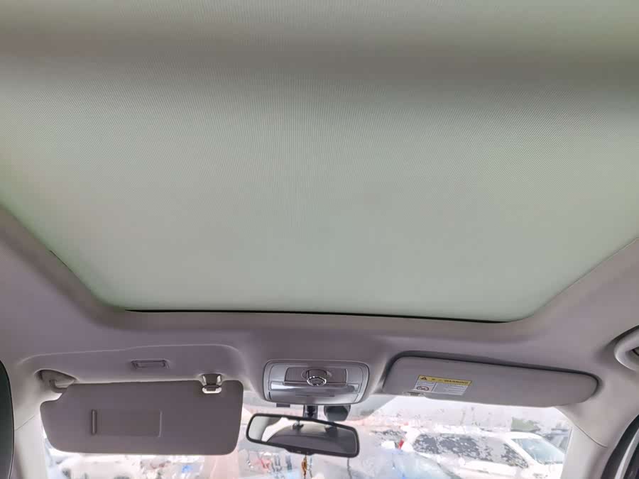 Roewe RX8 2019 изображение автомобиля #15