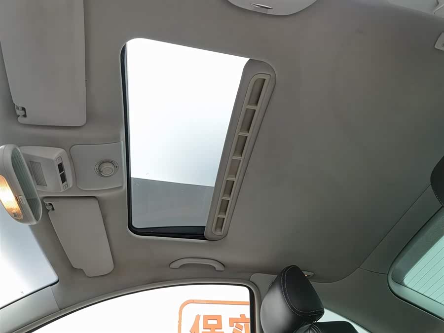 Volkswagen Beetle 2011 immagine di auto #15