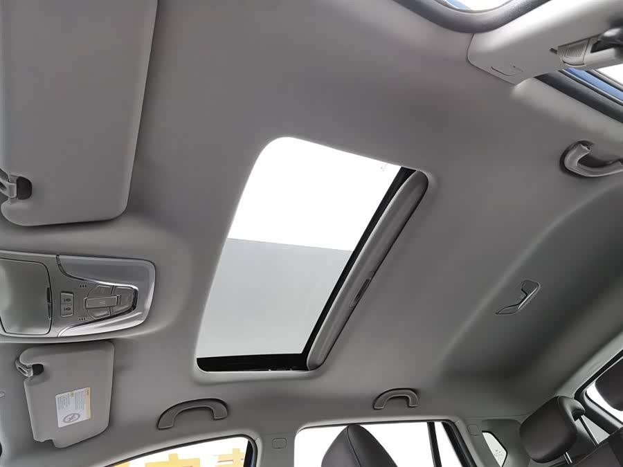 GAC ix4 2018 #15 GAC ix4 2018 car image #15