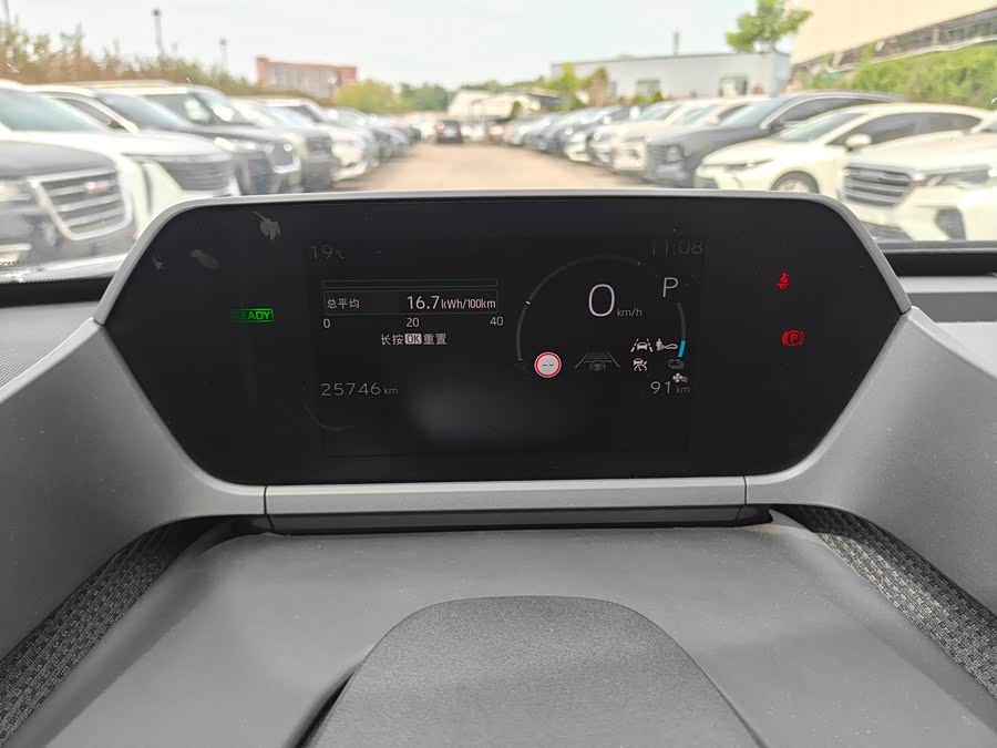 Toyota bZ4X 2022 immagine di auto #15