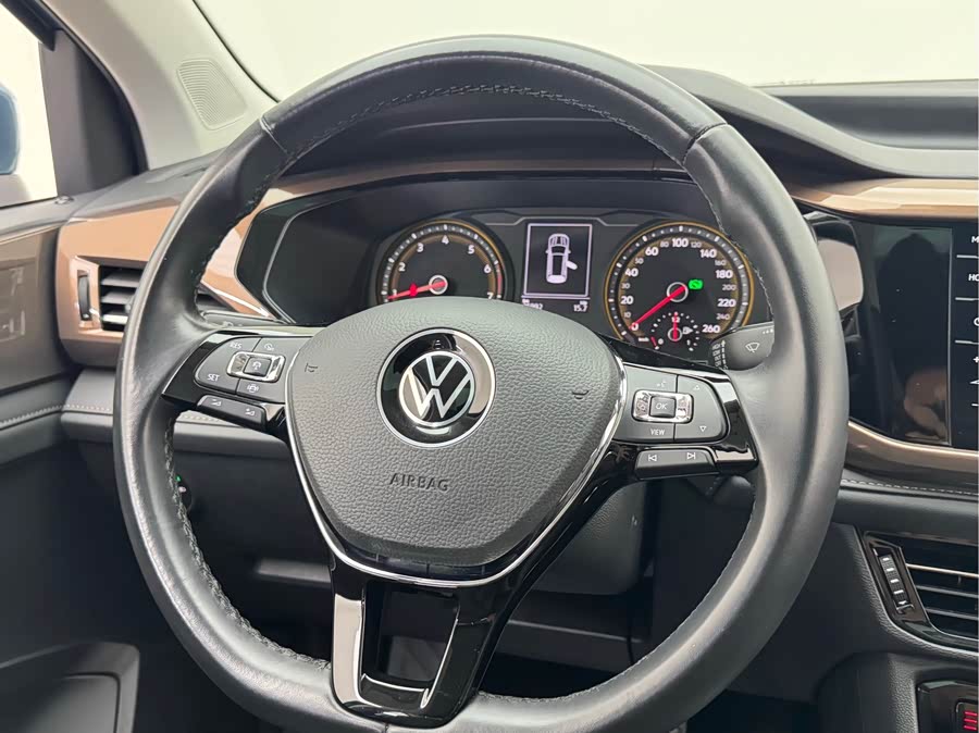 Volkswagen Tharu 2022 #15 Volkswagen Tharu 2022 car image #15