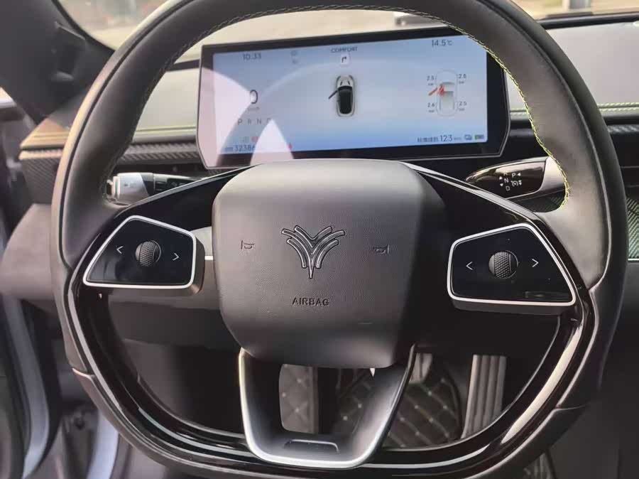 哪吒汽车 哪吒GT 2024 汽车图片 #15