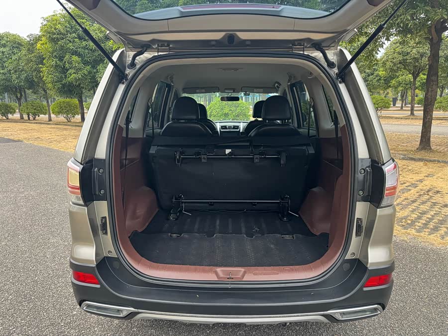 Forthing SX6 2017 car image #15