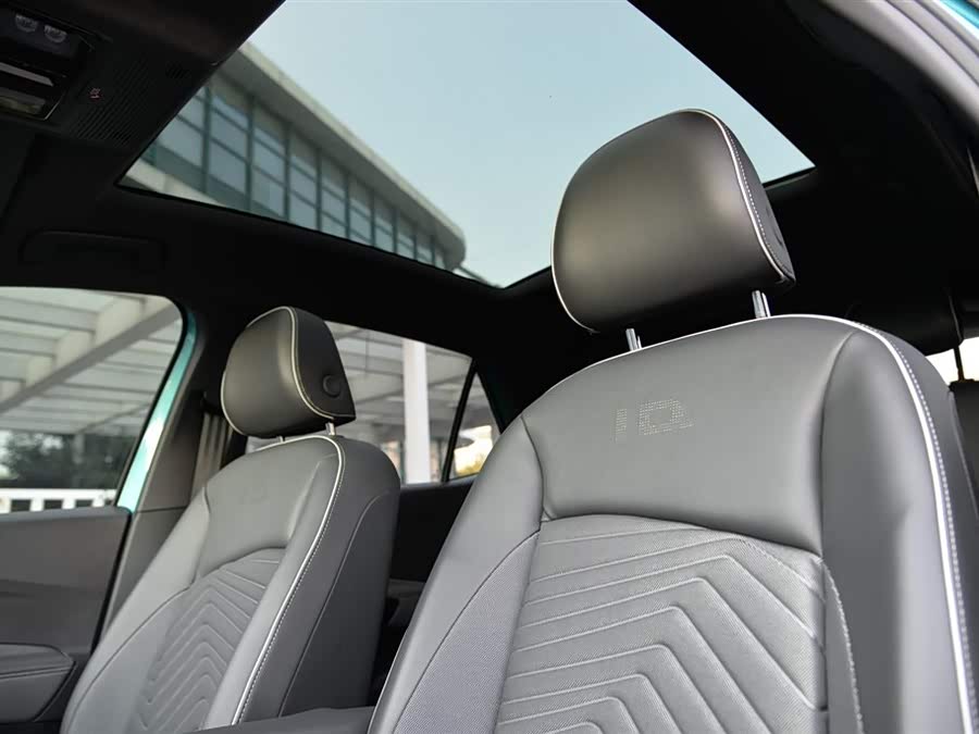 Volkswagen ID.3 2021 immagine di auto #15