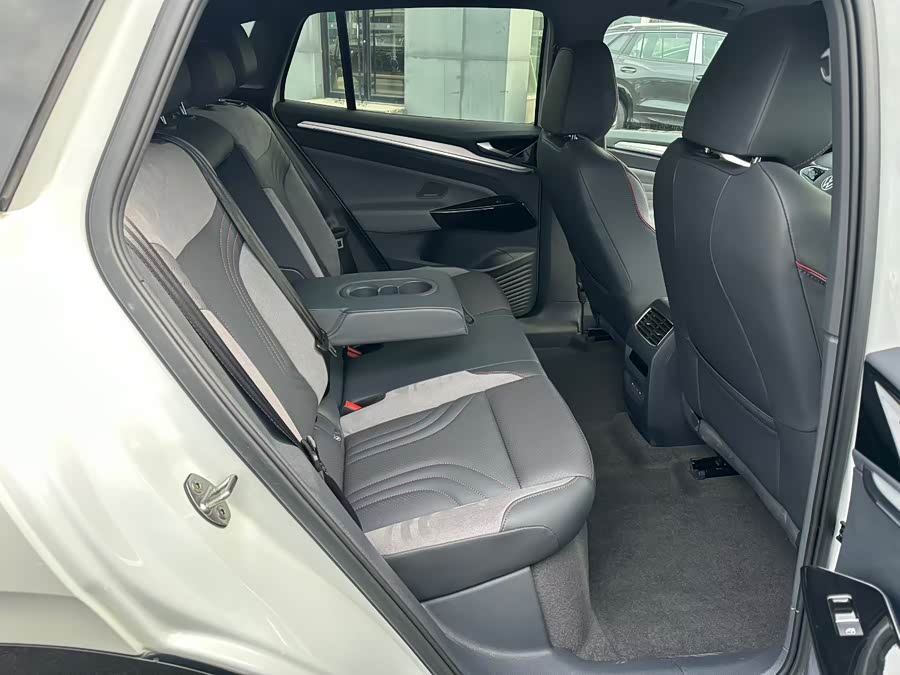 Volkswagen ID.4 Crozz 2024 car image #15