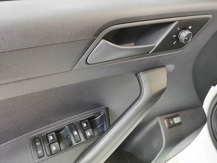 Volkswagen Jetta 2019 image de voiture #15