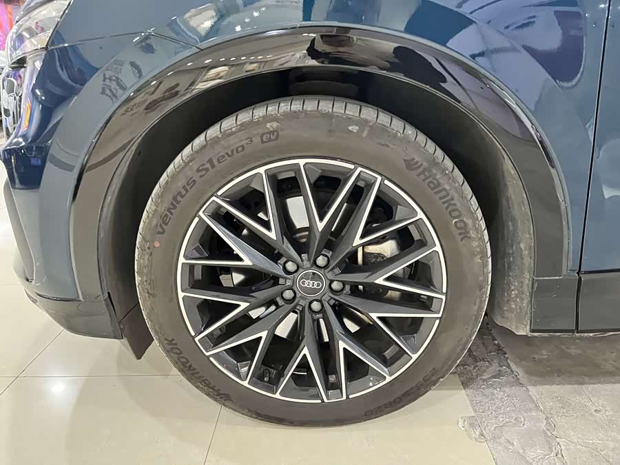 Audi Q5 e-tron 2022 #15 Audi Q5 e-tron 2022 immagine di auto #15