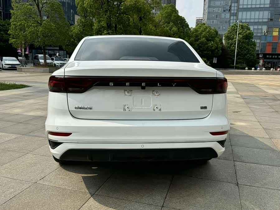 GEELY Emgrand 2023 car image #15