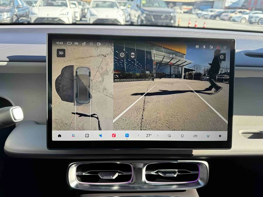 零跑汽车 零跑B01 2025 汽车图片 #15