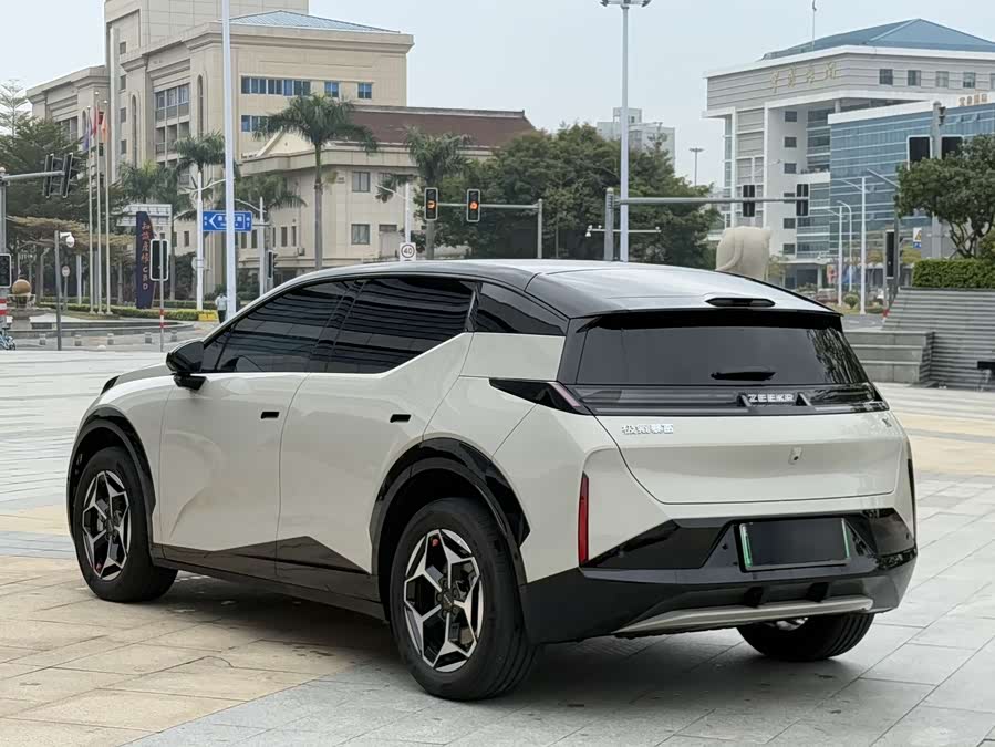 极氪 极氪X 2025 汽车图片 #15