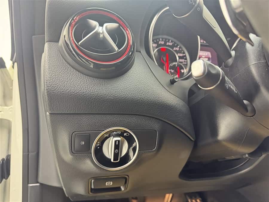 Mercedes-Benz CLA AMG 2018 #15 Mercedes-Benz CLA AMG 2018 car image #15