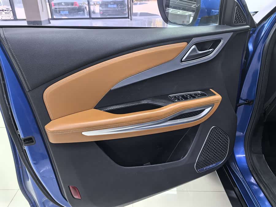 众泰 众泰T300 2017 汽车图片 #15