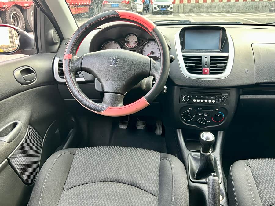 标致 标致207 2012 汽车图片 #15