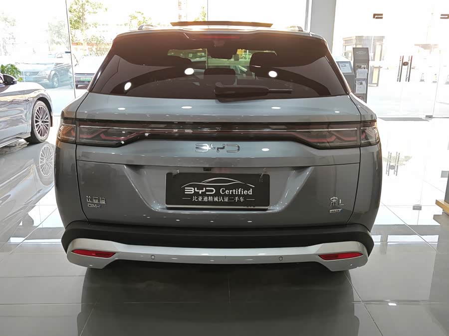 BYD SongL DM-i 2025 car image #15