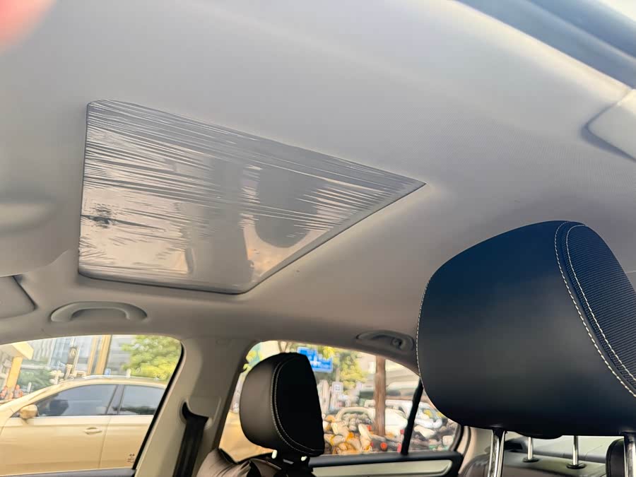 Skoda Rapid 2020 car image #15