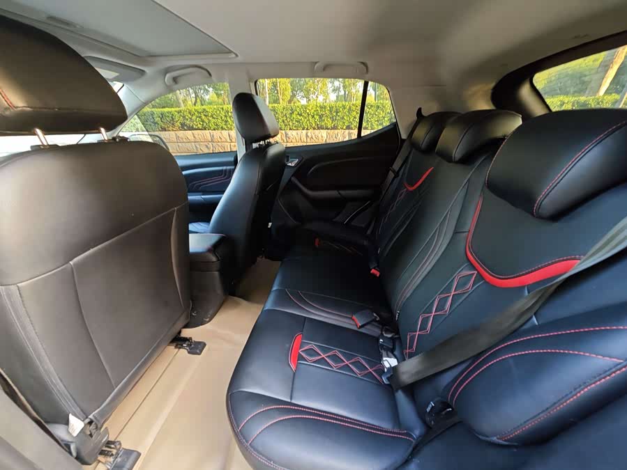 Soueast DX3 2018 #15 Soueast DX3 2018 imagen de coche #15