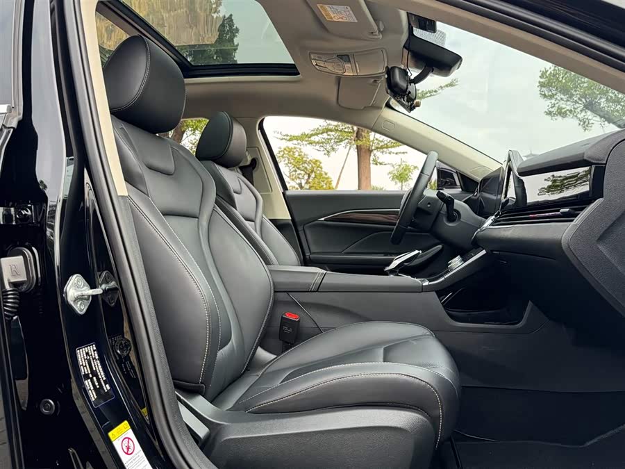 奔腾 奔腾B70 2023 汽车图片 #15