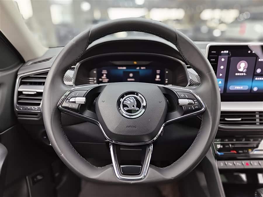 Skoda Kodiaq GT 2022 صورة سيارة #15