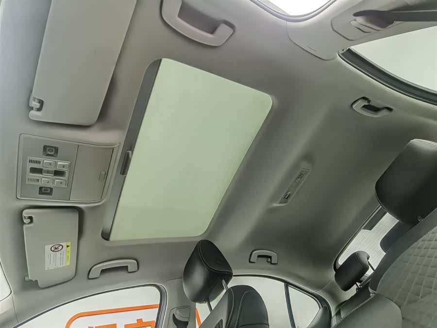 Skoda Superb 2017 car image #15