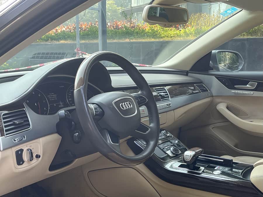 Audi A8 2014 car image #15