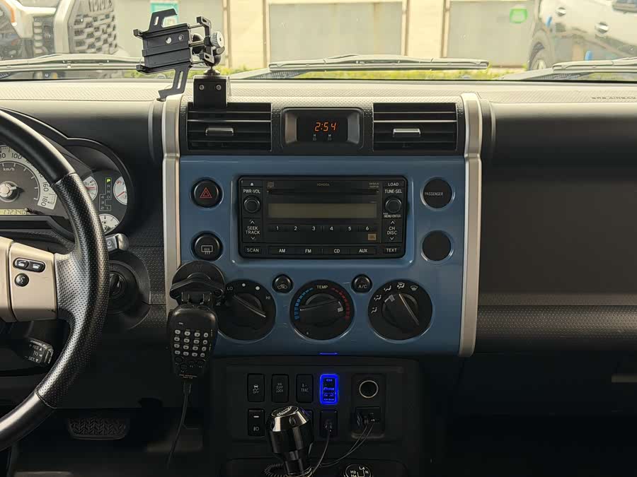 Toyota FJ Cruiser 2011 car image #15