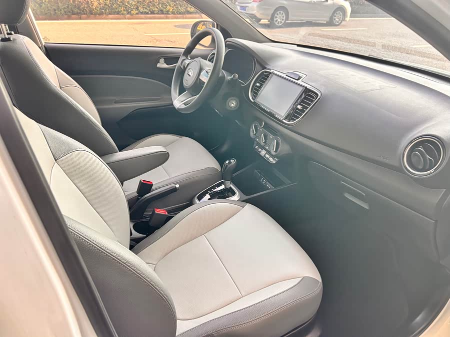 Kia 2019 #15 Kia 2019 car image #15