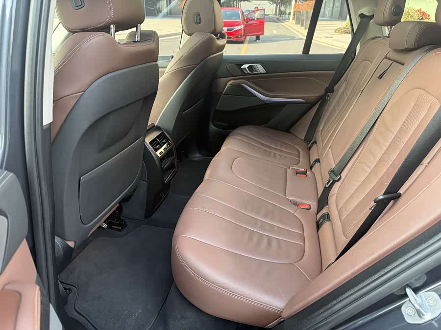 BMW X5 (Imported) 2020 #15 BMW X5 (Imported) 2020 car image #15