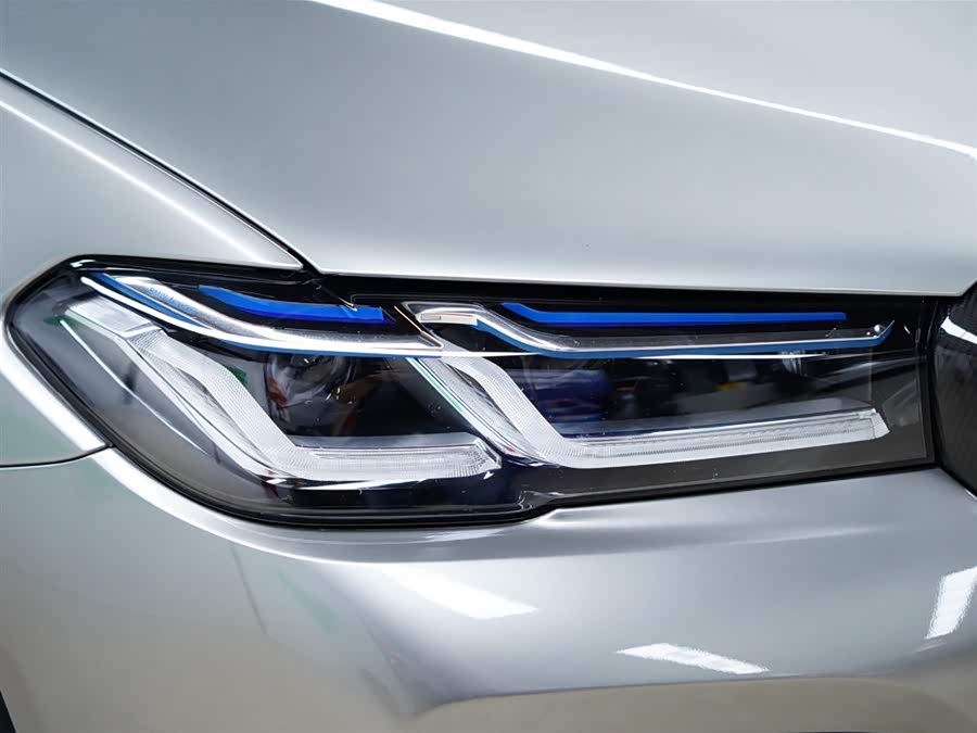 BMW M5 2022 صورة سيارة #15