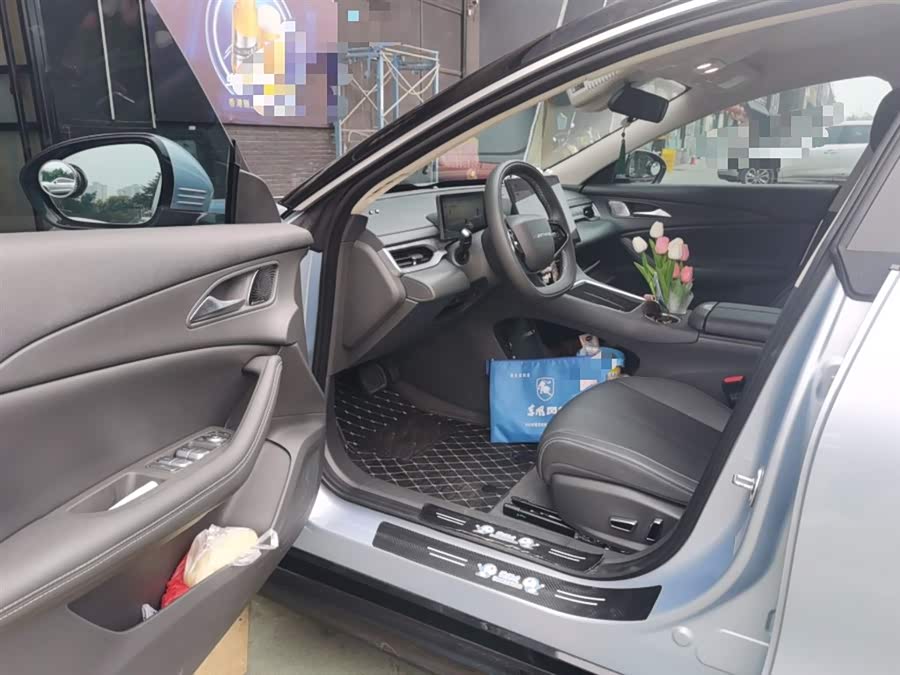 Forthing S7 2024 imagem de carro #15