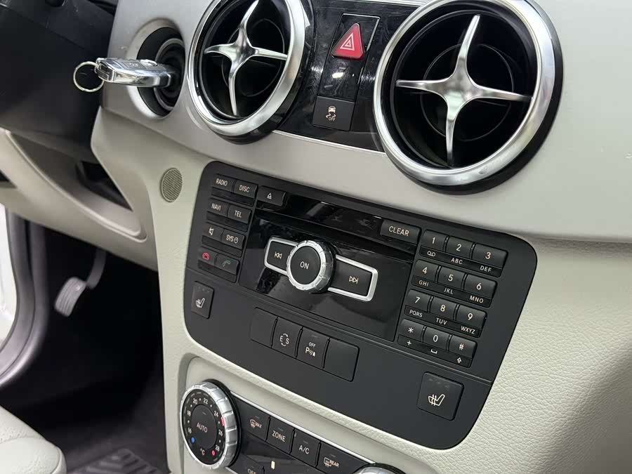 Mercedes-Benz GLK Class 2014 imagem de carro #15