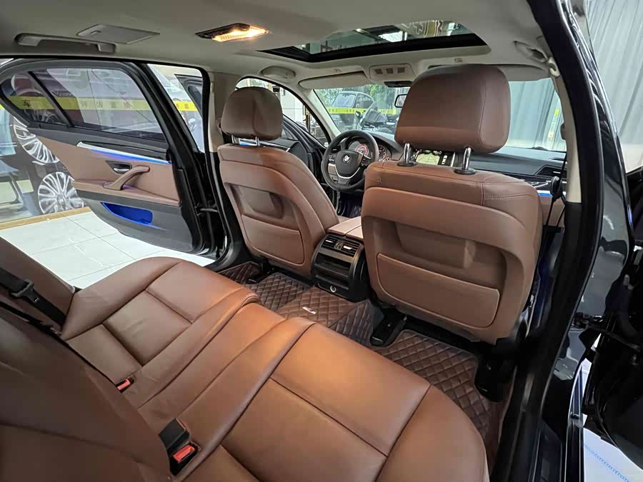 BMW 5 Series 2017 car image #15
