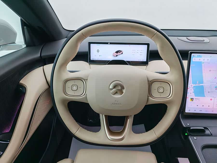 NIO ET5 2024 car image #15