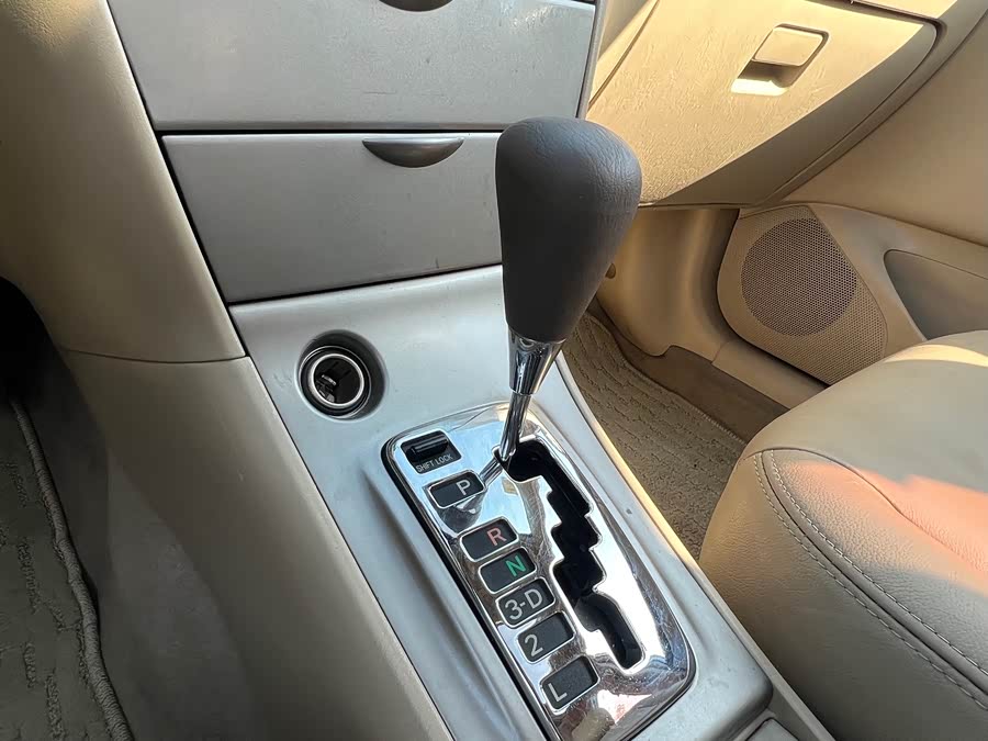 Toyota Corolla (Classic) 2011 image de voiture #15