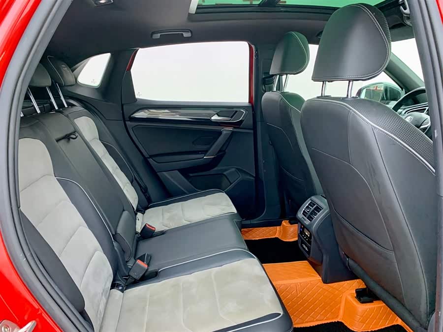 Volkswagen Tayron X 2020 car image #15