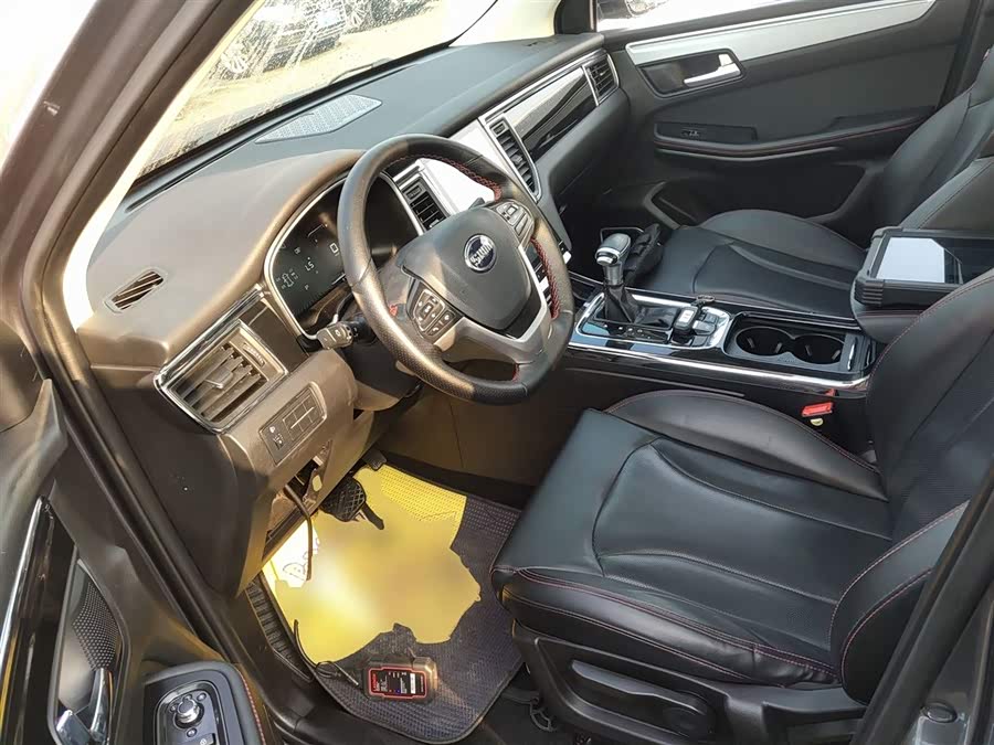 SWM斯威汽车 SWM斯威G05 2020 汽车图片 #15